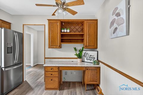 Tiny photo for 2155 Bishopsgate Drive, Toledo, OH 43614 (MLS # 6136918)