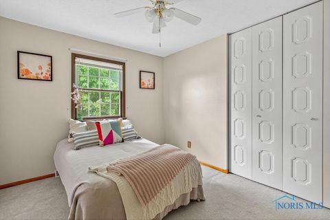 Tiny photo for 2155 Bishopsgate Drive, Toledo, OH 43614 (MLS # 6136918)
