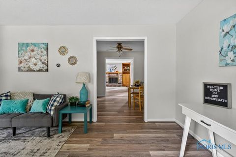 Tiny photo for 2155 Bishopsgate Drive, Toledo, OH 43614 (MLS # 6136918)