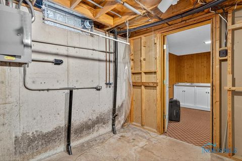 Tiny photo for 2155 Bishopsgate Drive, Toledo, OH 43614 (MLS # 6136918)