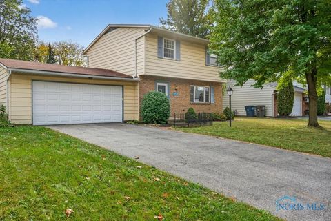 Tiny photo for 2155 Bishopsgate Drive, Toledo, OH 43614 (MLS # 6136918)