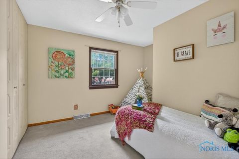 Tiny photo for 2155 Bishopsgate Drive, Toledo, OH 43614 (MLS # 6136918)