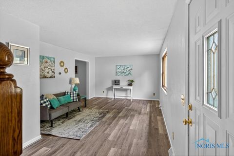 Tiny photo for 2155 Bishopsgate Drive, Toledo, OH 43614 (MLS # 6136918)