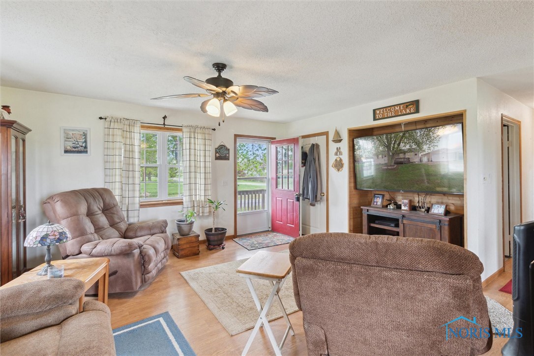 227 Pontiac Trail, Montpelier, Ohio image 3