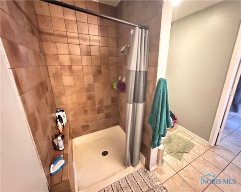 Tiny photo for 4623 Lewis Avenue, Toledo, OH 43612 (MLS # 6136571)