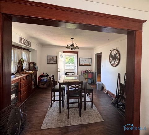 Tiny photo for 4623 Lewis Avenue, Toledo, OH 43612 (MLS # 6136571)