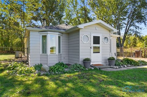 Tiny photo for 2511 County Road D, Swanton, OH 43558 (MLS # 6136967)