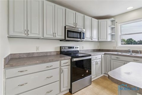 Tiny photo for 529 Haley Drive, Oregon, OH 43616 (MLS # 6136170)