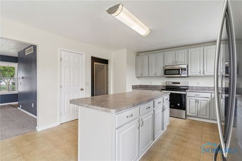 Tiny photo for 529 Haley Drive, Oregon, OH 43616 (MLS # 6136170)