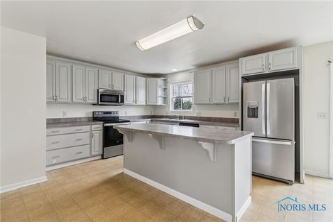 Tiny photo for 529 Haley Drive, Oregon, OH 43616 (MLS # 6136170)
