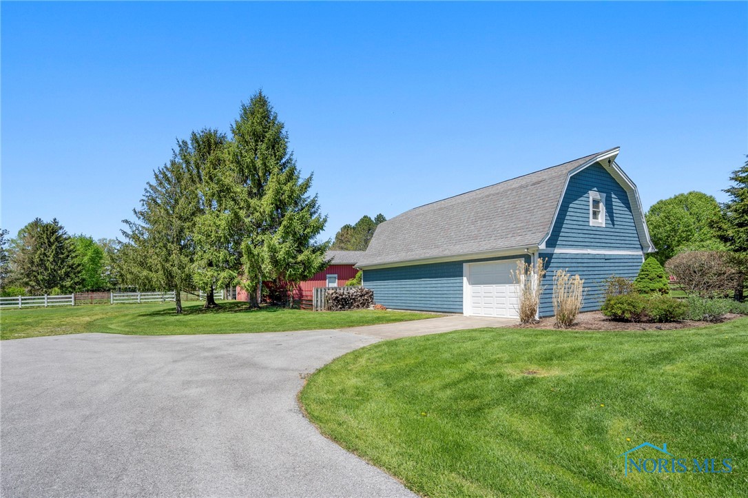 4525 Mitchaw Road, Sylvania, Ohio image 11