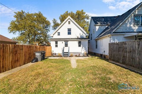 Tiny photo for 1418 Mott Avenue, Toledo, OH 43605 (MLS # 6136478)