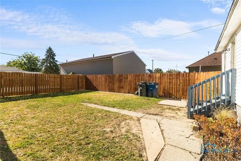 Tiny photo for 1418 Mott Avenue, Toledo, OH 43605 (MLS # 6136478)