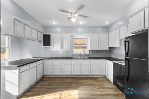 Tiny photo for 1418 Mott Avenue, Toledo, OH 43605 (MLS # 6136478)