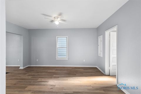 Tiny photo for 1418 Mott Avenue, Toledo, OH 43605 (MLS # 6136478)