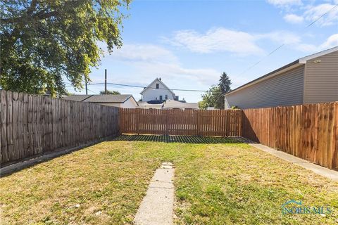 Tiny photo for 1418 Mott Avenue, Toledo, OH 43605 (MLS # 6136478)
