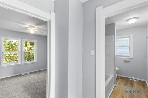 Tiny photo for 1418 Mott Avenue, Toledo, OH 43605 (MLS # 6136478)