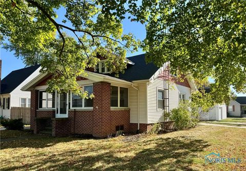 Tiny photo for 951 Grove Street, Defiance, OH 43512 (MLS # 6136982)