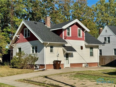 Tiny photo for 951 Grove Street, Defiance, OH 43512 (MLS # 6136982)