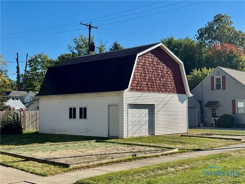 Tiny photo for 951 Grove Street, Defiance, OH 43512 (MLS # 6136982)