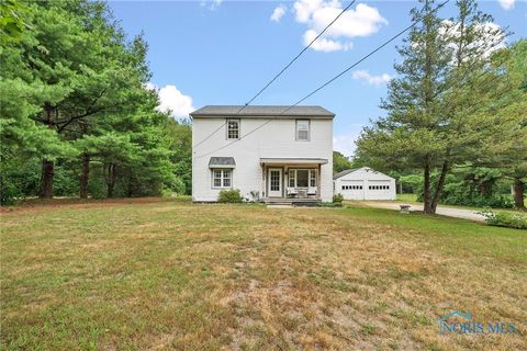 Photo of 3725 Eber Road, Monclova, OH 43542 (MLS # 6134764)