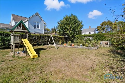 Tiny photo for 602 Liberty Street, Findlay, OH 45840 (MLS # 6136604)