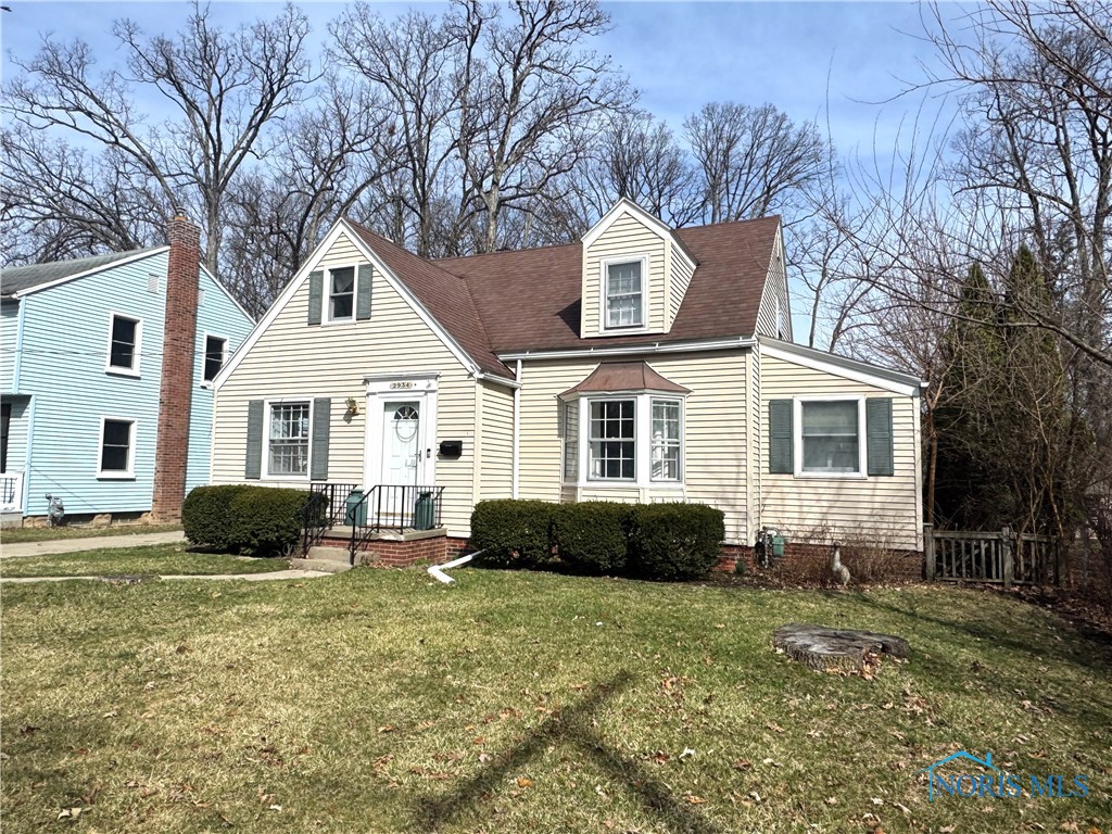 2934 Oxbridge Drive, Toledo, Ohio image 2