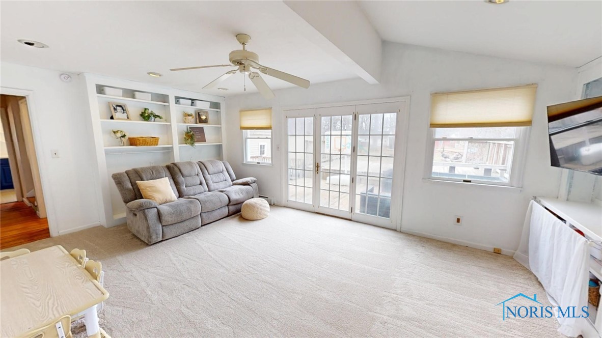 2934 Oxbridge Drive, Toledo, Ohio image 14