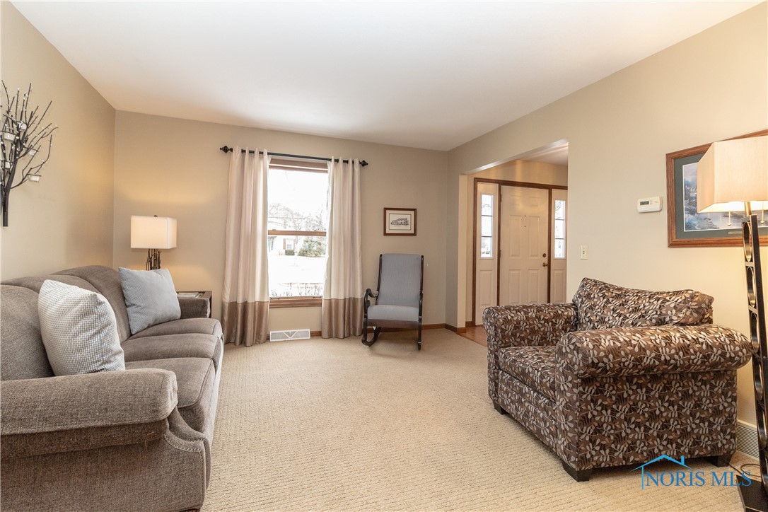 7809 Little Road, Sylvania, Ohio image 11