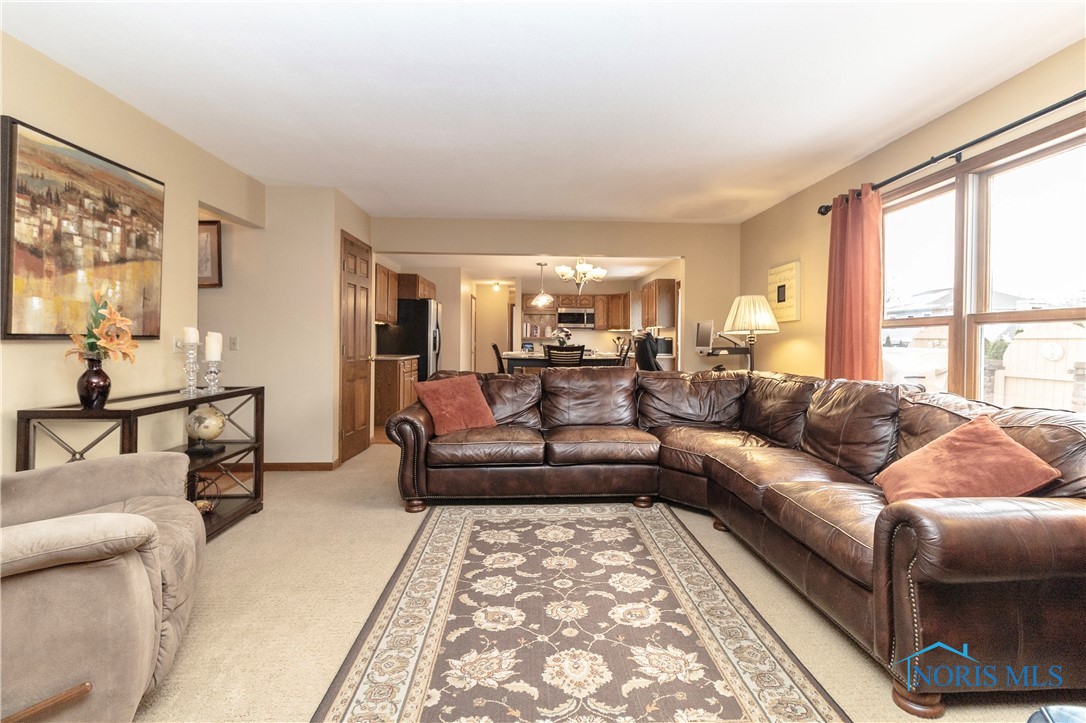 7809 Little Road, Sylvania, Ohio image 4
