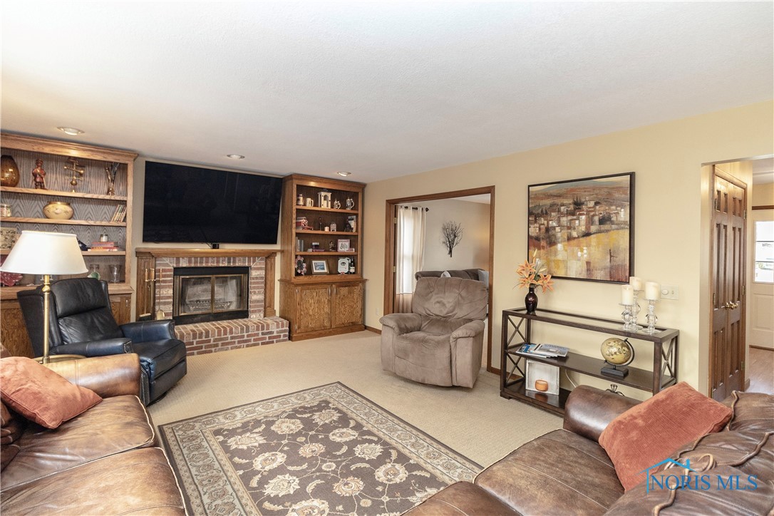 7809 Little Road, Sylvania, Ohio image 3