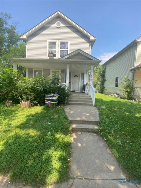 Photo of 1449 N Superior Street, Toledo, OH 43604 (MLS # 6136270)
