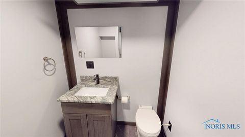 Tiny photo for 3157 Strathmoor Avenue, Toledo, OH 43614 (MLS # 6136252)