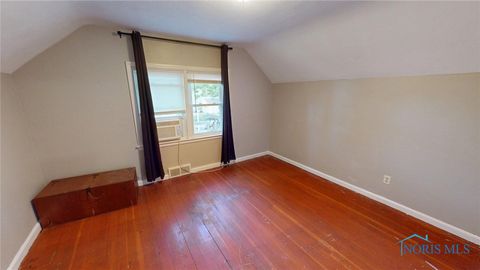Tiny photo for 3157 Strathmoor Avenue, Toledo, OH 43614 (MLS # 6136252)