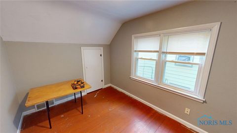 Tiny photo for 3157 Strathmoor Avenue, Toledo, OH 43614 (MLS # 6136252)
