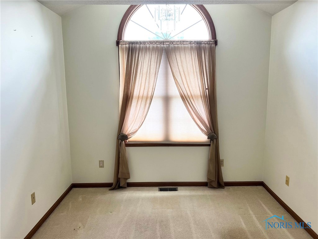 Findlay, Ohio 45840, United States, 3 Bedrooms Bedrooms, ,2 BathroomsBathrooms,Residential,Coming Soon,173187