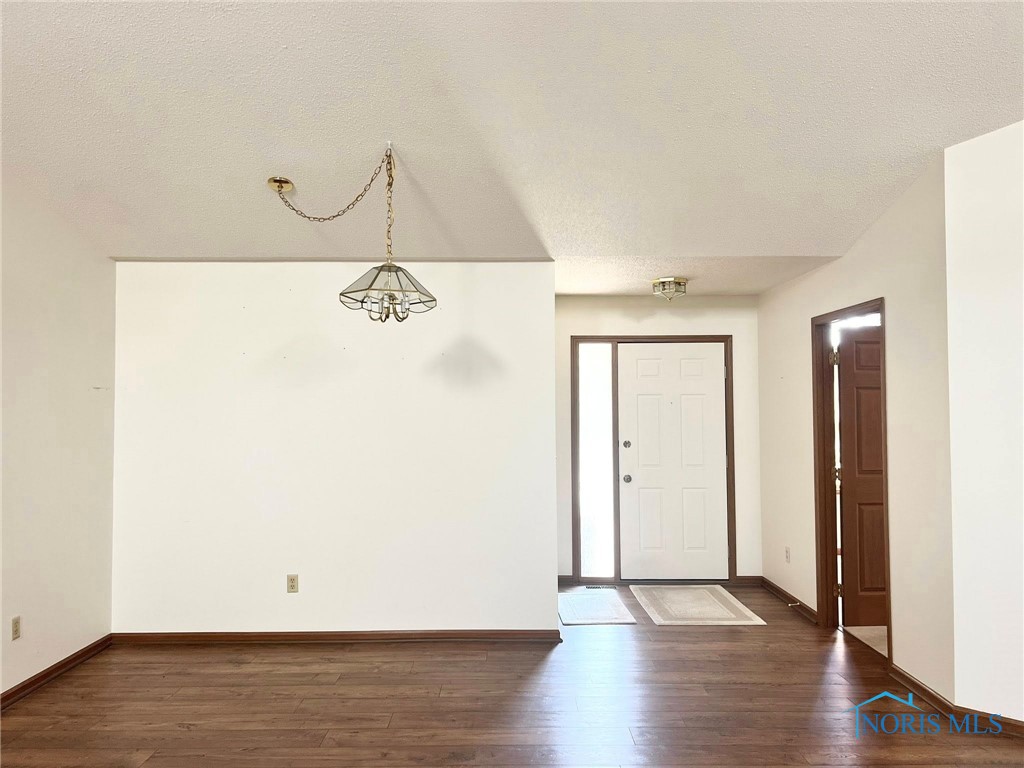 Findlay, Ohio 45840, United States, 3 Bedrooms Bedrooms, ,2 BathroomsBathrooms,Residential,Coming Soon,173187