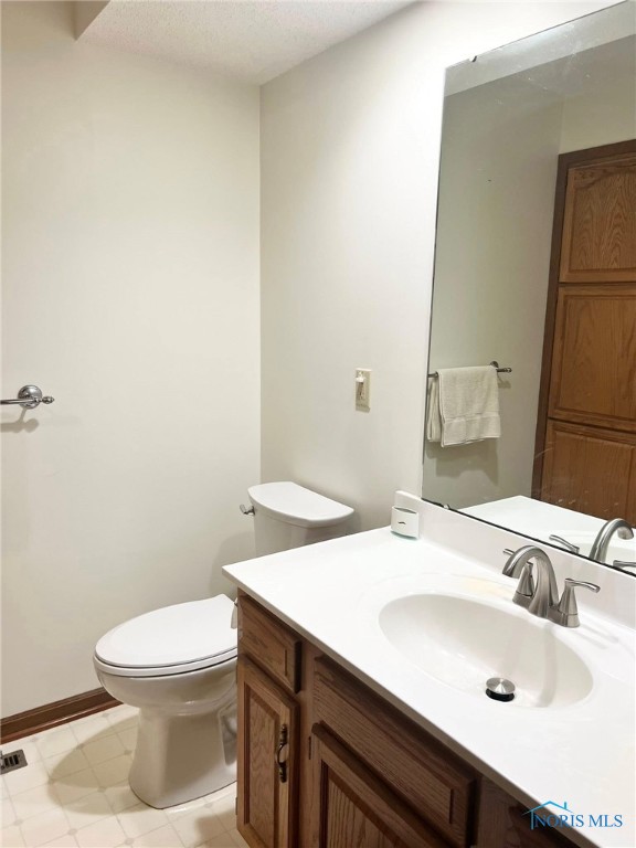 Findlay, Ohio 45840, United States, 3 Bedrooms Bedrooms, ,2 BathroomsBathrooms,Residential,Coming Soon,173187