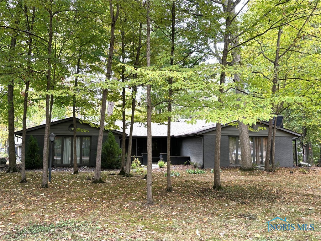 217 Willow Way, Archbold, Ohio image 1