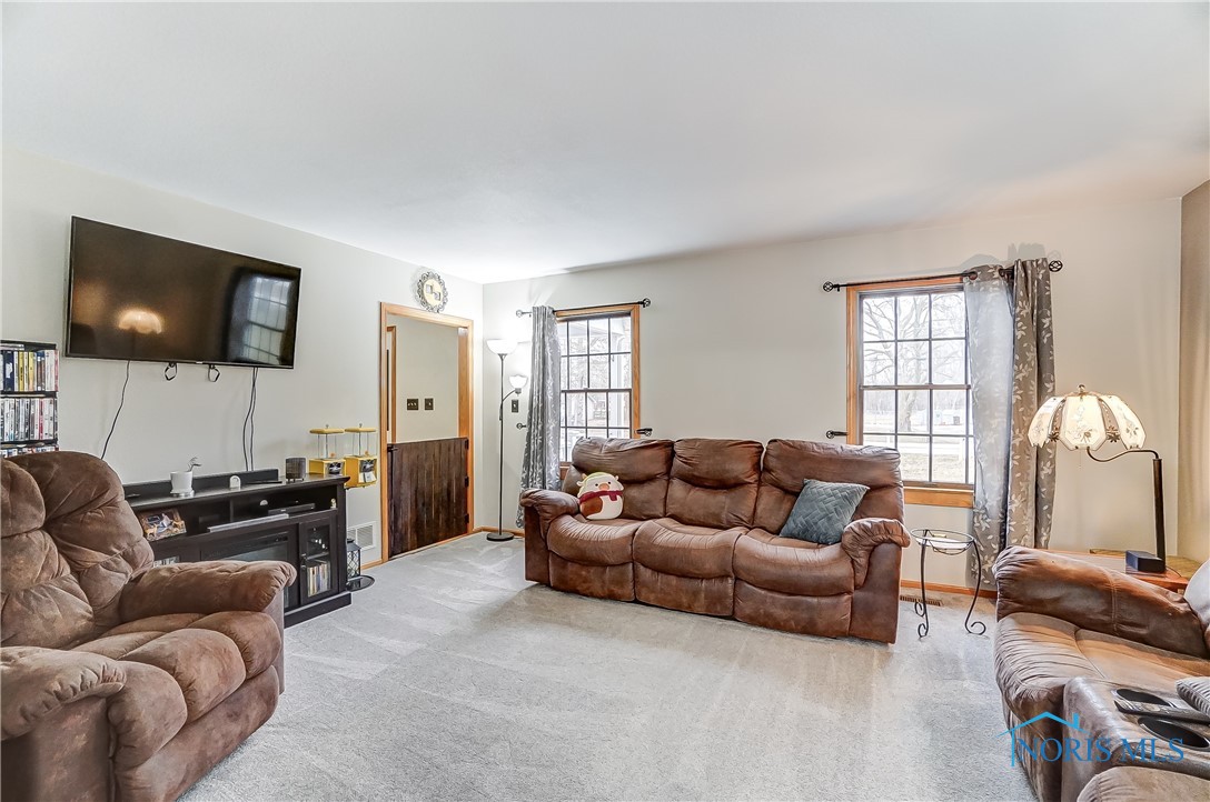 7175 County Road 2, Swanton, Ohio image 10