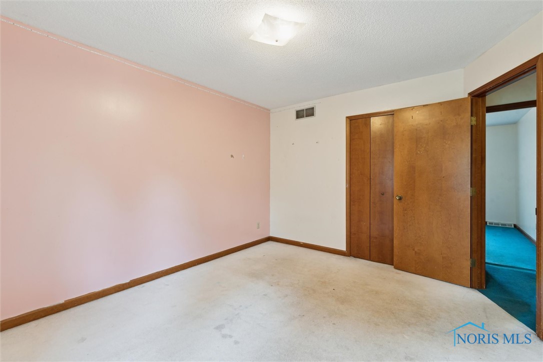 2560 Sequoia Drive, Toledo, Ohio image 29