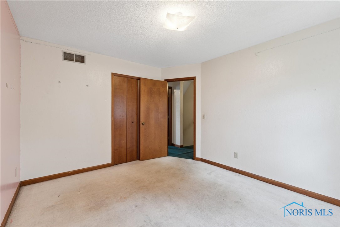 2560 Sequoia Drive, Toledo, Ohio image 30