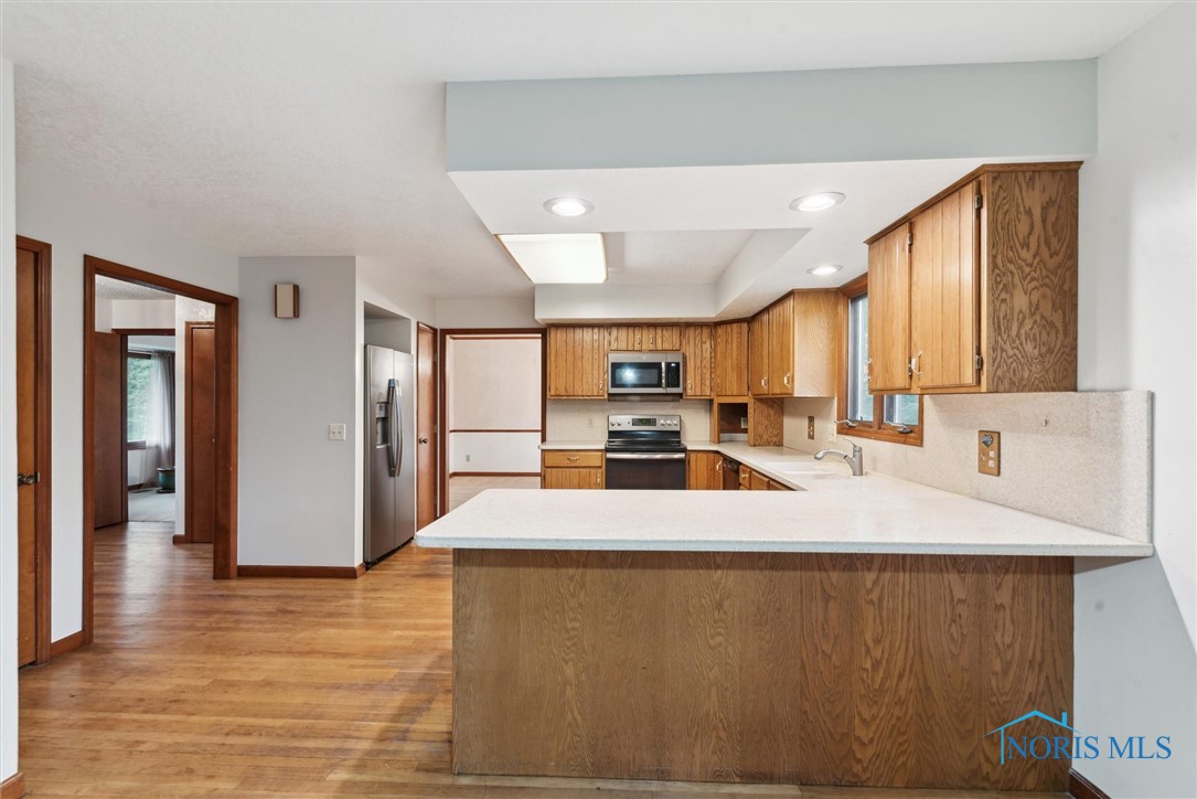 2560 Sequoia Drive, Toledo, Ohio image 18