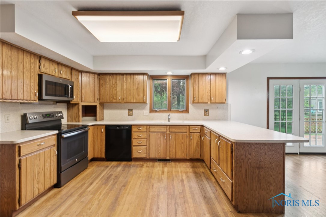 2560 Sequoia Drive, Toledo, Ohio image 14