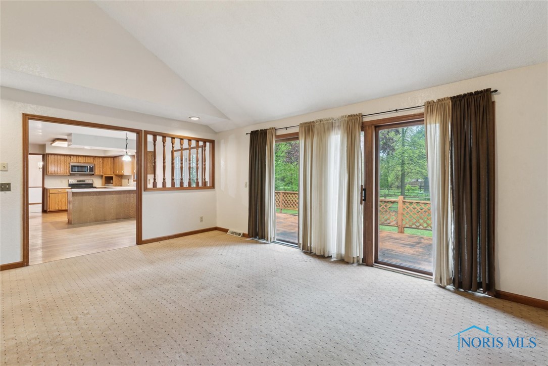 2560 Sequoia Drive, Toledo, Ohio image 26