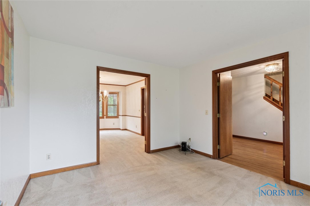 2560 Sequoia Drive, Toledo, Ohio image 8