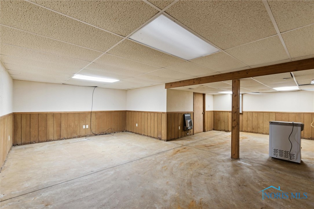 2560 Sequoia Drive, Toledo, Ohio image 42