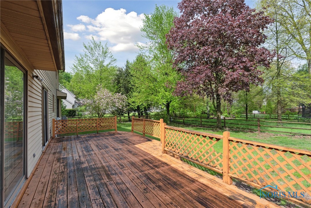 2560 Sequoia Drive, Toledo, Ohio image 47