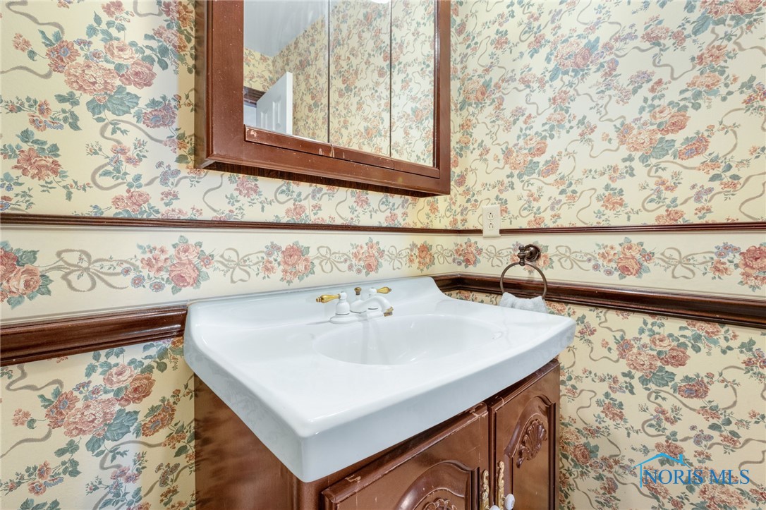 5605 Weckerly Road, Whitehouse, Ohio image 22