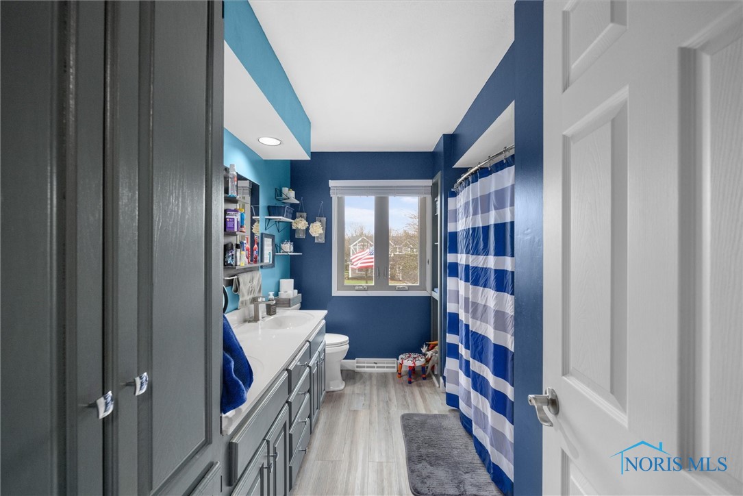 1823 Lexington Drive, Perrysburg, Ohio image 35